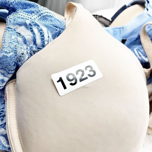 BUY 1 GET 1 FREE Giligan & O’Malley favorite Racerback 34dd beige front close - Picture 11 of 11